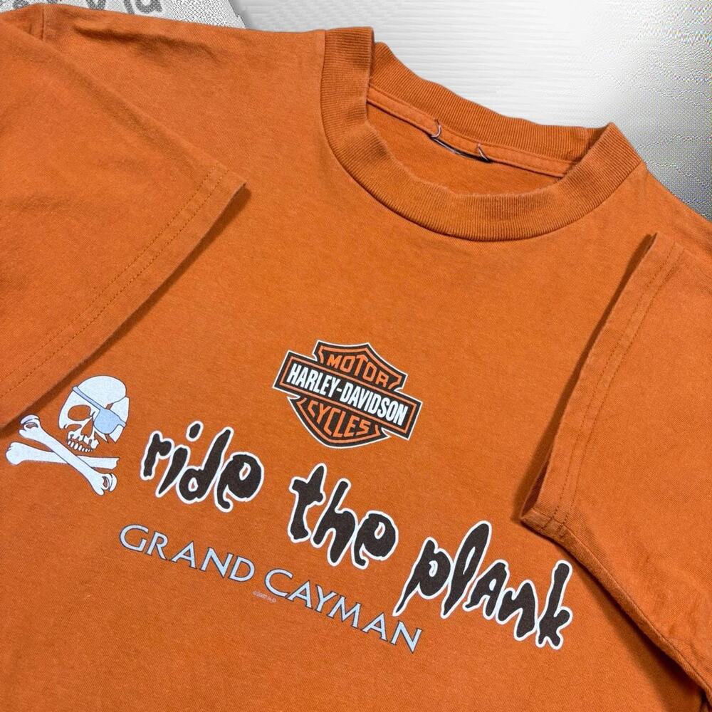 Y2k Harley Davidson Skull & Crossbone Pirate Grand Cayman Graphic Tee